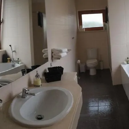 Serena Villa Obidos